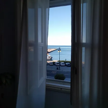 Pensionat Pep's By The Sea 2*